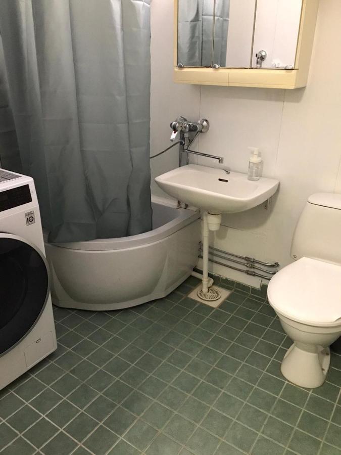 Spacious 1Bdrm Apartment Near Metro. Free Parking Vanda Exteriör bild