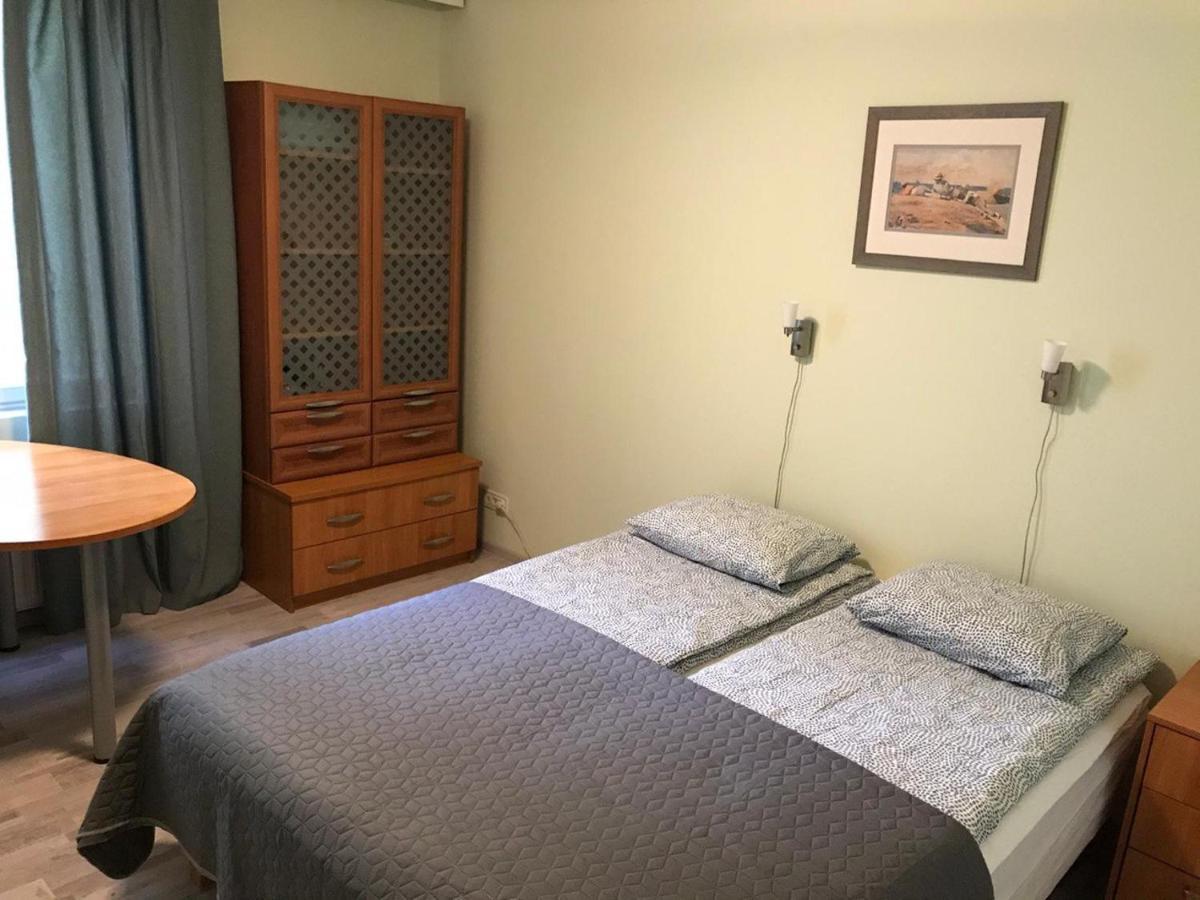 Spacious 1Bdrm Apartment Near Metro. Free Parking Vanda Exteriör bild