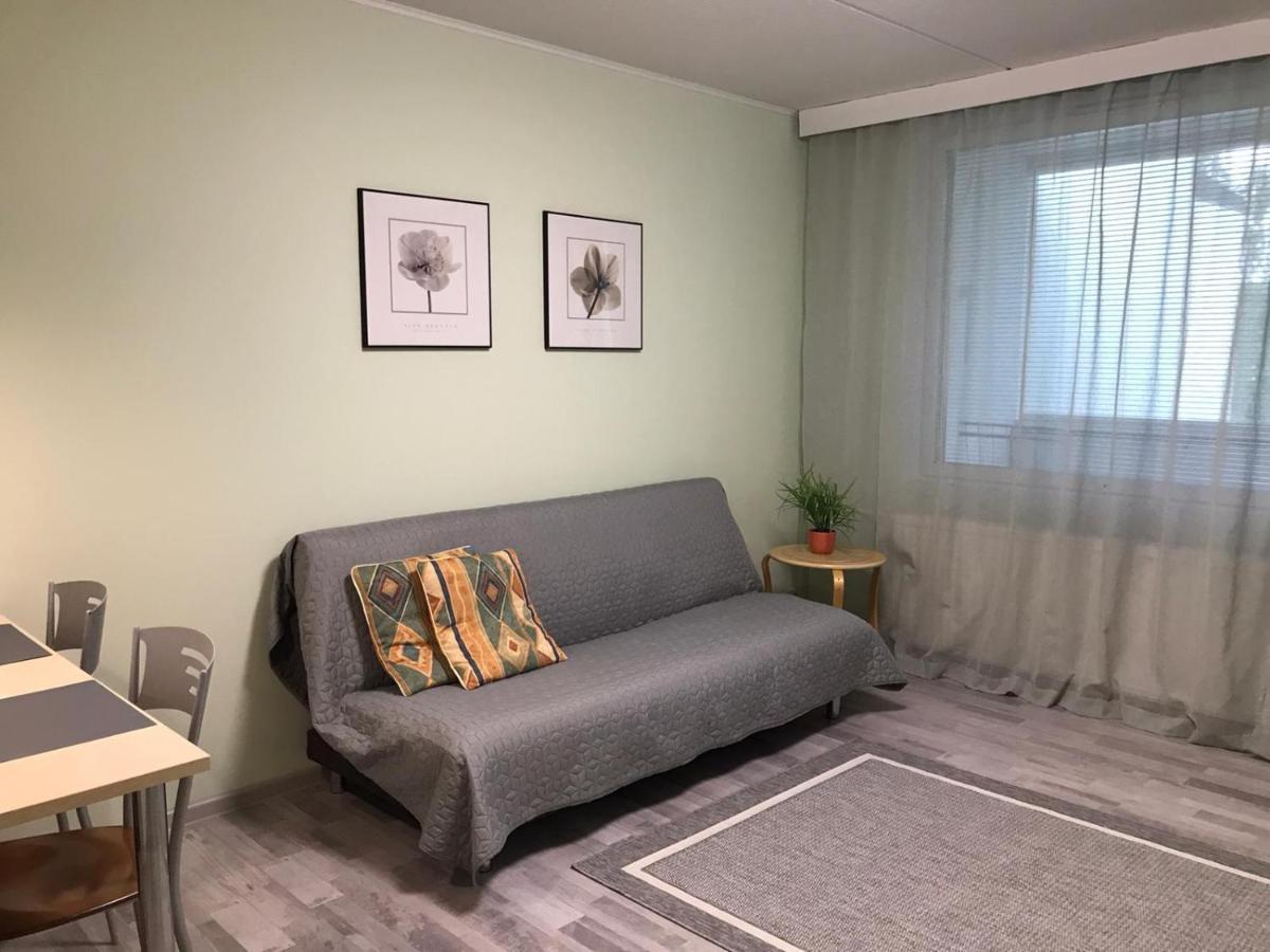 Spacious 1Bdrm Apartment Near Metro. Free Parking Vanda Exteriör bild